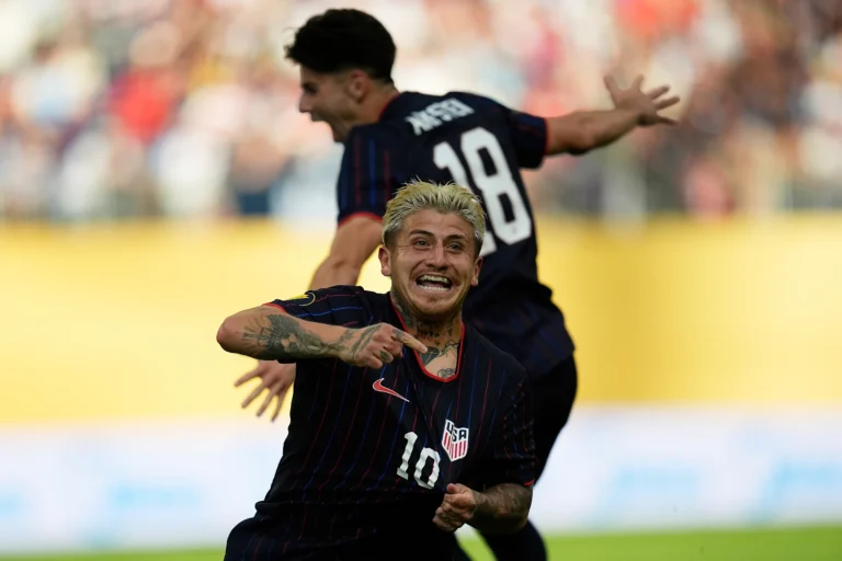 足球|Diego Luna撕裂瓜地馬拉防線,美國2:1晉級金盃決賽