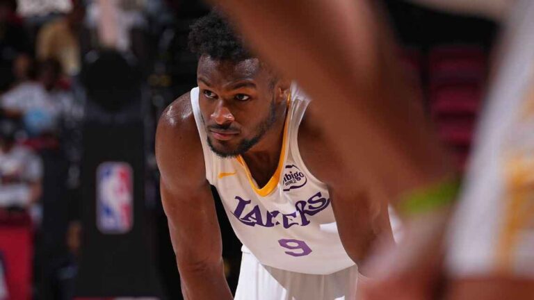 NBA｜Bronny James在湖人的第二年成長 3D大鎖是方向？