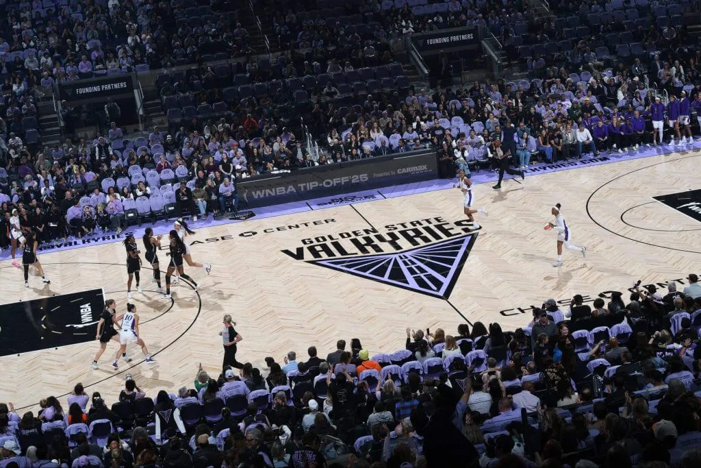 WNBA｜為什麼金州女武神的季後賽主場不是在大通中心（Chase Center）？