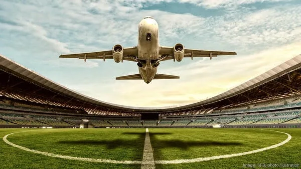 有些對戰賽程可能要搭多趟飛機影響體能恢復(photo：bizjournals)/球爺嘴球