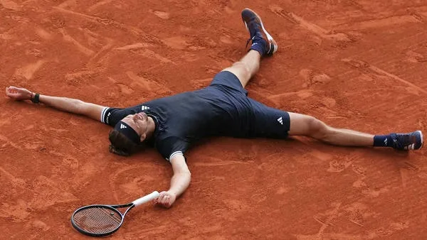 茲維列夫終於在四次闖入決賽拿下2026法網男單冠軍(photo:atptour)/球爺嘴球