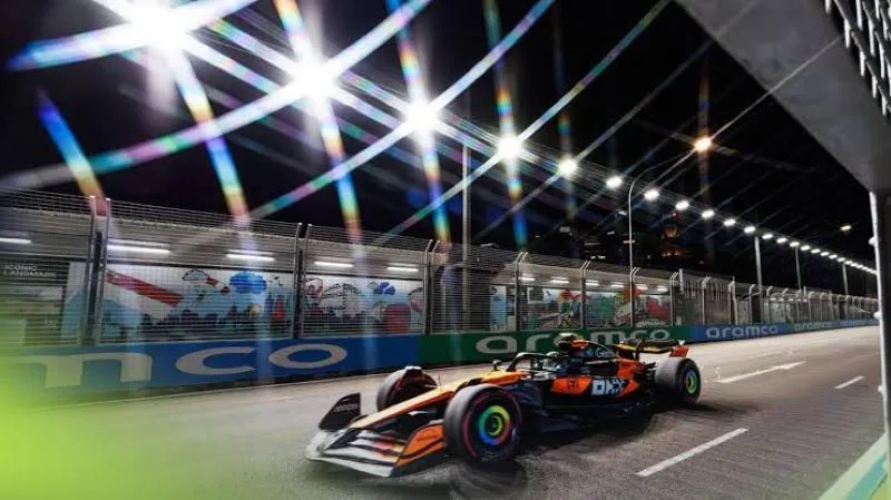 蘭多.諾里斯駕駛F1賽車參與新加坡大獎賽(photo:F1官網)/球爺嘴球