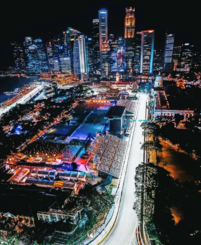 濱海灣市街賽道夜賽(photo:F1官網)/球爺嘴球